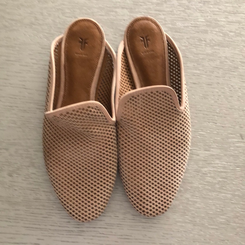 FRYE leather mules nude size 7
